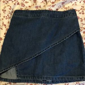 🚨Brandy Melville Denim Skirt 🚨